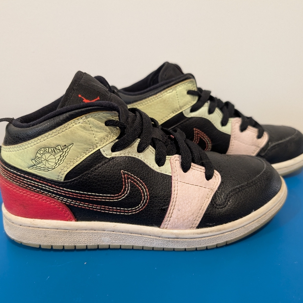 Jordans - Picture 2 of 5